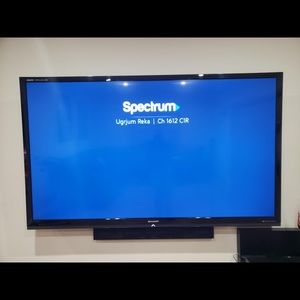 80” Smart flatscreen TV